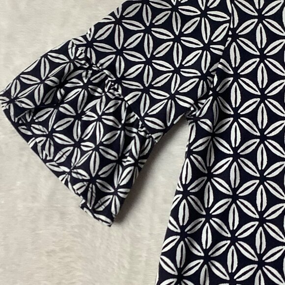 Crown & Ivy Women XL Shell Print Dress Tunic Bell Sleeves Beach Cruise Back Tie - Picture 3 of 10